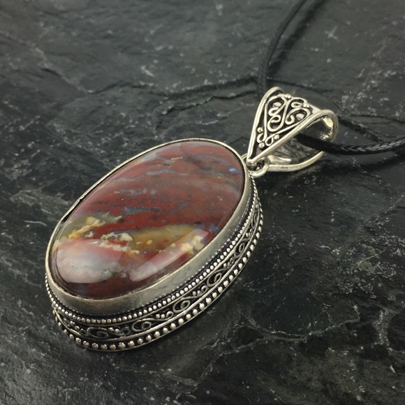 Moss Agate Stone Pendant Necklace - Picture 3 of 6
